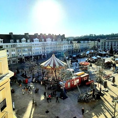 F2 Avec Sauna, Vue D'Exception Place De La Mairie Beauvais Exterior foto
